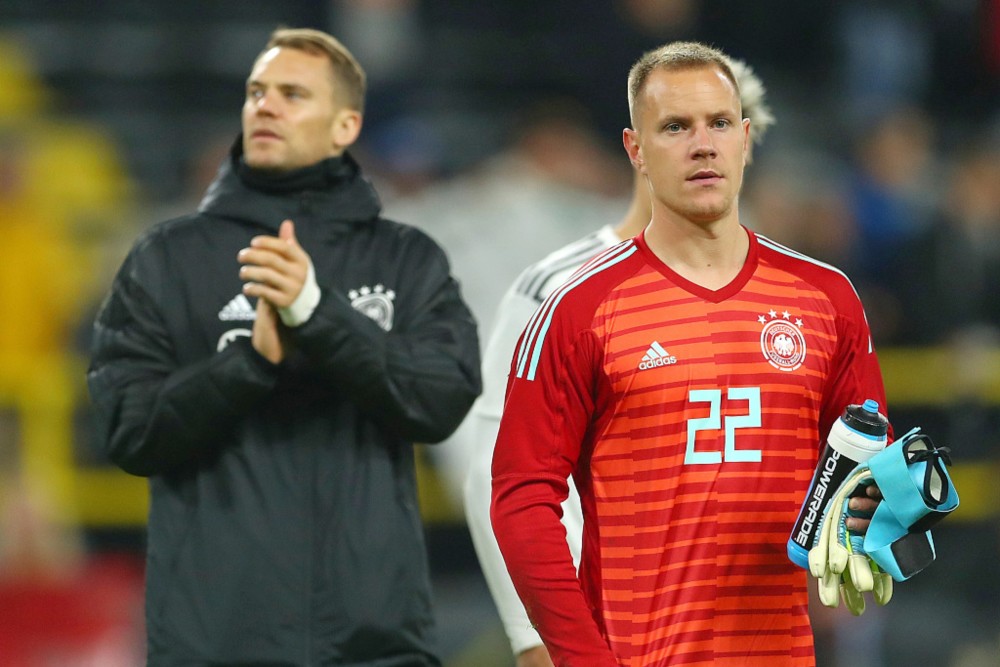 上还是社交 上还是社交