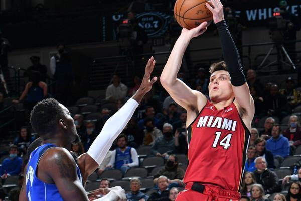 次复出虽然 次复出虽然