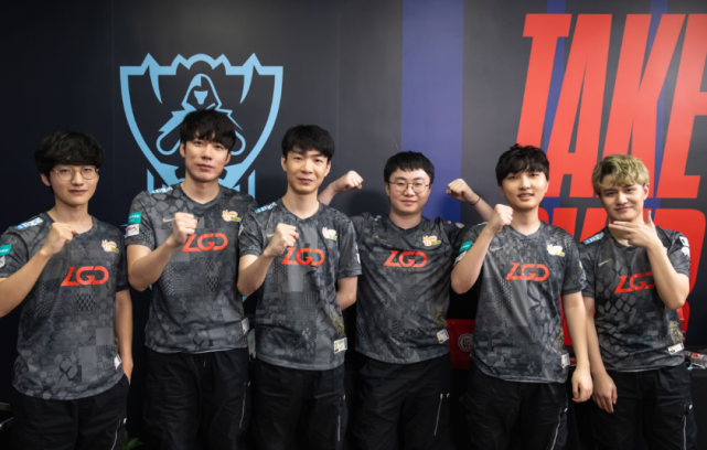 案例为例 案例为例