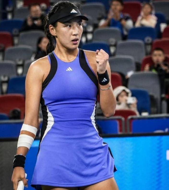 惊在中后场 惊在中后场